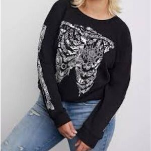 Torrid TATTOO BONES COZY FLEECE GLOW IN THE DARK SWEATSHIRT Size 1x